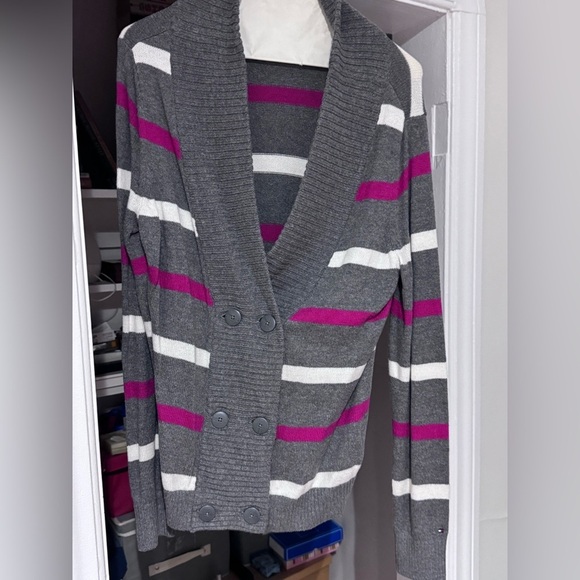 ✨ Cozy Tommy Hilfiger Women’s Sweater - Never Worn ✨ - Picture 6 of 15